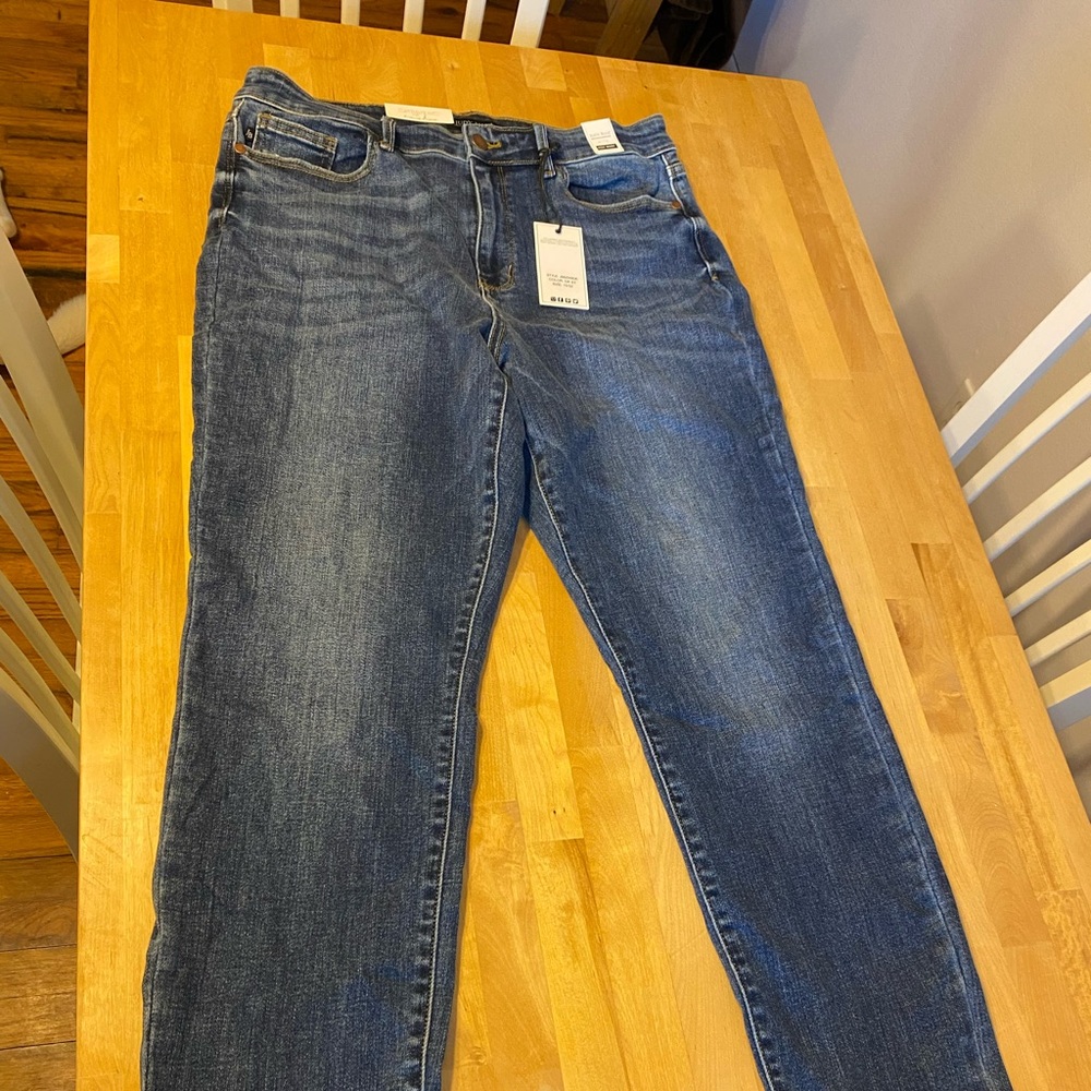 High Waisted Slim Fit Judy Blue